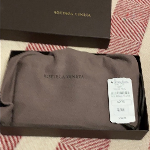 Bottega Veneta. New in the box with tags - Picture 7 of 8